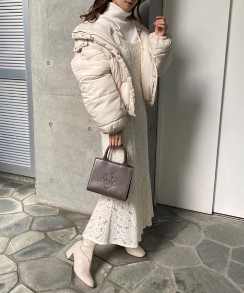 one after another NICE CLAUP(ワンアフターアナザーナイスクラップ)の「【着丈の調節可能】 肩リボンマーメイドキャミワンピース(ワンピース・レディース・ブラック系その他/アイボリー/ベージュ系その他/ブラック・FREE)」の17枚目の写真