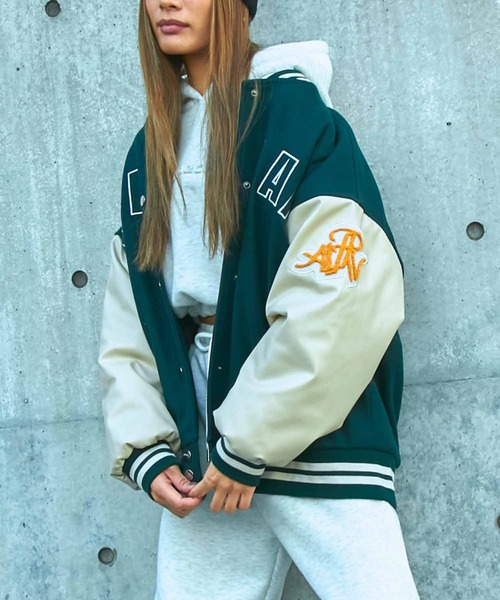 ANAP(アナップ)の「ANAPワッペンロゴスタジャン(スタジャン・レディース・ブラック/モスグリーン・FREE)」の1枚目の写真