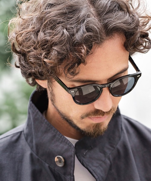 CAMBIO(カンビオ)の「mko10959-Thick Temple Boston Sunglasses サングラス(サングラス・メンズ・ブラック×ブルー/スモーク/グレー系その他・FREE)」の5枚目の写真