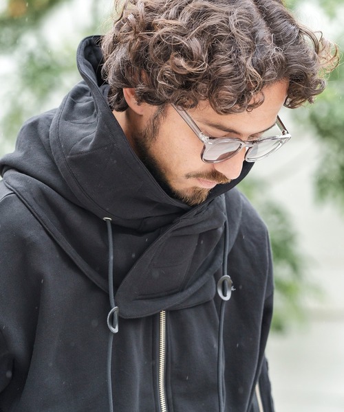CAMBIO(カンビオ)の「mko10959-Thick Temple Boston Sunglasses サングラス(サングラス・メンズ・ブラック×ブルー/スモーク/グレー系その他・FREE)」の9枚目の写真
