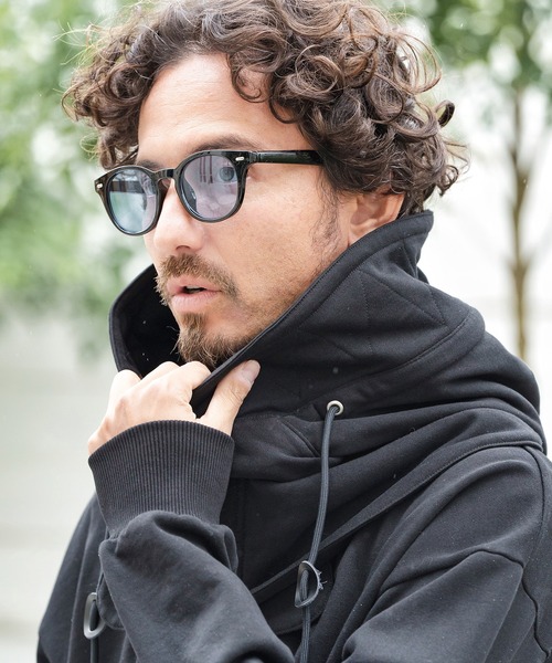 CAMBIO(カンビオ)の「mko10959-Thick Temple Boston Sunglasses サングラス(サングラス・メンズ・ブラック×ブルー/スモーク/グレー系その他・FREE)」の10枚目の写真