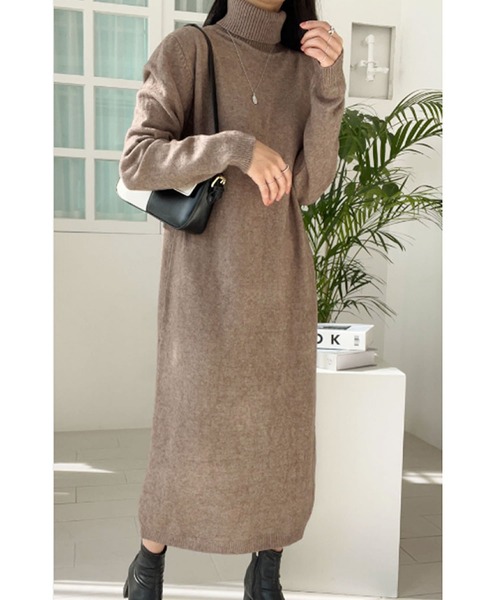 shu mi グラデーションハイネックワンピース 低身長だから可愛くなれる服｜リブ編みのハイネックインナーと
