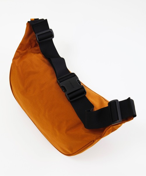 KELTY（ケルティ）の「【KELTY/ケルティ】ナイロンボディバッグ　ビッグファニー / BIG FANNY（ボディバッグ/ウエストポーチ・メンズ・ブラウン系その他/タン/オリーブ/ブラック/セージグリーン/モカ/ネイビー/ダークグレー/マスタード・FREE）」の10枚目の写真