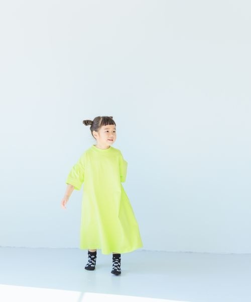 LOWRYS FARM(ローリーズファーム)の「USAワンピース 177858(ワンピース・キッズ・ブラック/ピンク/イエロー/ブルー・110cm/120cm/130cm/140cm/150cm)」の4枚目の写真