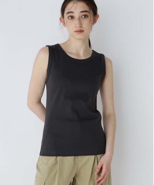 human woman（ヒューマンウーマン）の「◆オーガニックコットンタンクトップ（タンクトップ・レディース・クリアグリーン/ブルー/ベージュ/ブルー系その他/グレー系その他/ホワイト系その他/ブルー系その他2/ブラウン/グレー/ブラック/カーキ/イエロー/ブラウン系その他/ネイビー・MEDIUM）」の4枚目の写真