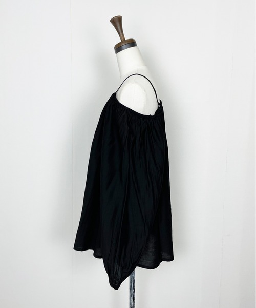 Meli rich（メリーリッチ）の「オフショルにもなる。2WAYブラウス（シャツ/ブラウス・レディース・パープル/ブラック/グリーン/アイボリー・FREE）」の6枚目の写真