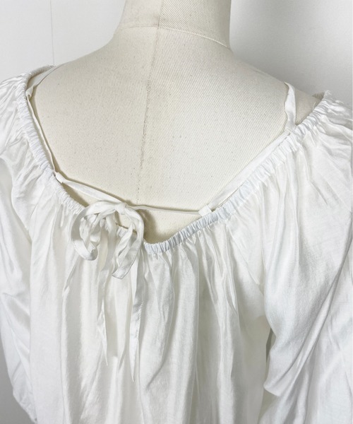 Meli rich（メリーリッチ）の「オフショルにもなる。2WAYブラウス（シャツ/ブラウス・レディース・パープル/ブラック/グリーン/アイボリー・FREE）」の12枚目の写真