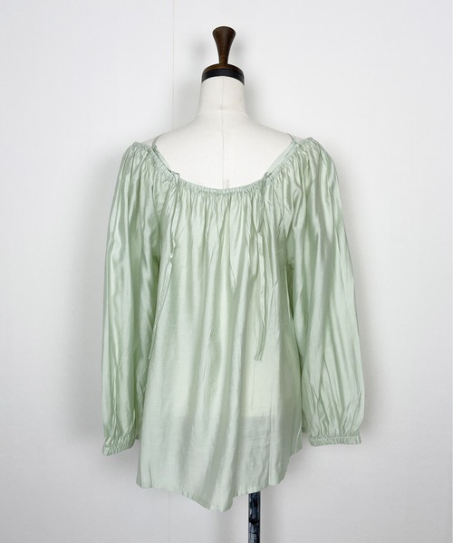 Meli rich（メリーリッチ）の「オフショルにもなる。2WAYブラウス（シャツ/ブラウス・レディース・パープル/ブラック/グリーン/アイボリー・FREE）」の15枚目の写真