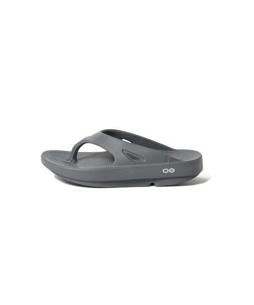 OOFOS（ウーフォス）の「【WOMEN】OOFOS OOriginal（サンダル・レディース・サンドベージュ/ブラック/セージグリーン/チャコールグレー/ワインレッド/ライトブルー・24/23/22/25）」の20枚目の写真