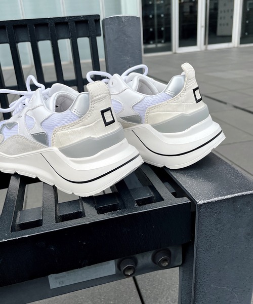 D.A.T.E.（デイト）の「【D.A.T.E.】FUGA COCO WHITE