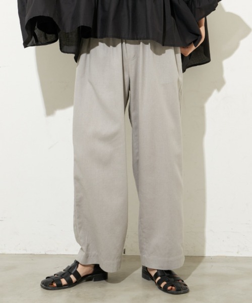 Libra Cue（リブラ キュー）の「リネンミックスイージーパンツ（スラックス・レディース・ブラック/グレイッシュベージュ/レッド・FREE）」の3枚目の写真
