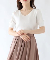 総針減らしVネックニット
