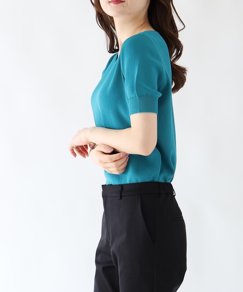 TRUDEA(トルディア)の「総針減らしVネックニット(ニット/セーター・レディース・ライトグレー/グリーン/ホワイト/ブラック・MEDIUM/SMALL/LARGE)」の16枚目の写真