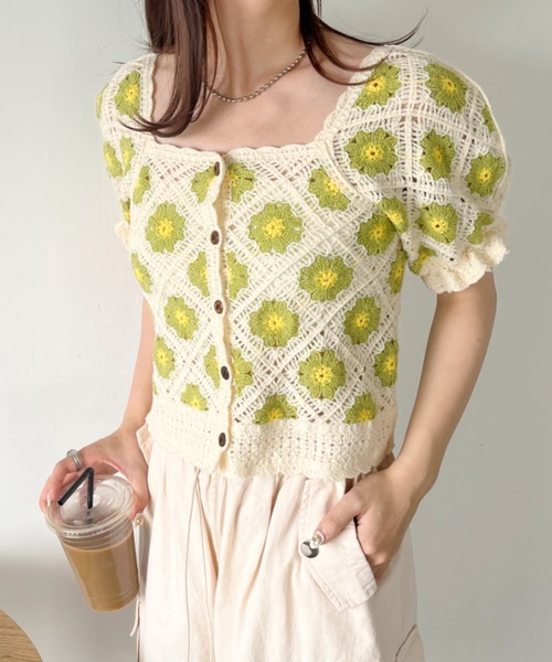 CLEA(クレア)の「クロシェ編みフラワー柄半袖トップス(Tシャツ/カットソー・レディース・グリーン/ライラック/オリーブ・FREE)」の2枚目の写真