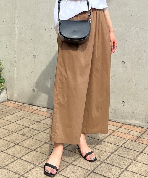 Rouge vif(ルージュヴィフ)の「イージーワイドパンツ(その他パンツ・レディース・グリーン/ピンク/ネイビー/ブラック/ブラウン・36/38)」の3枚目の写真