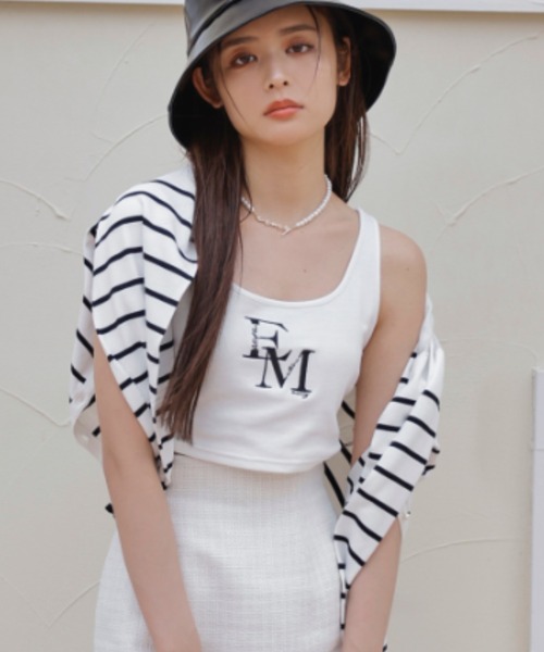 EIMY ISTOIRE(エイミーイストワール)の「エンブロイダリーEMロゴタンクトップ(タンクトップ・レディース・ネイビー/グレー/ホワイト/ピンク/その他/ブラック・FREE)」の6枚目の写真