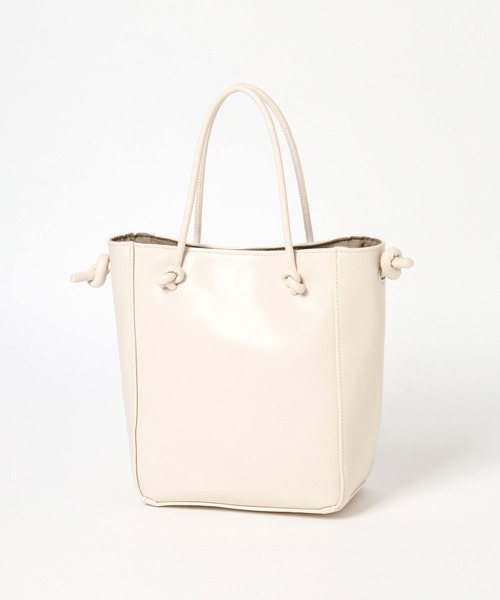 LAKOLE（ラコレ）の「ノットミニトートショルダーバッグ / 962946（ショルダーバッグ・レディース・アイボリー/ブラック/ベージュ/ブルー・FREE）」の14枚目の写真