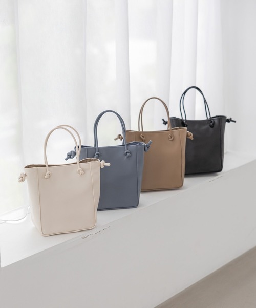 LAKOLE（ラコレ）の「ノットミニトートショルダーバッグ / 962946（ショルダーバッグ・レディース・アイボリー/ブラック/ベージュ/ブルー・FREE）」の9枚目の写真