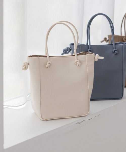 LAKOLE（ラコレ）の「ノットミニトートショルダーバッグ / 962946（ショルダーバッグ・レディース・アイボリー/ブラック/ベージュ/ブルー・FREE）」の10枚目の写真