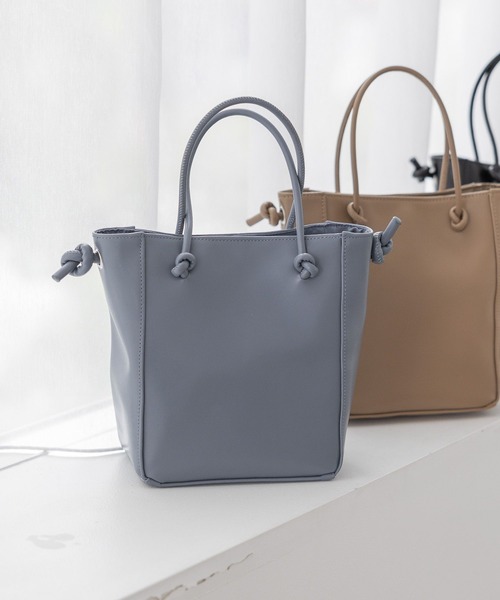 LAKOLE（ラコレ）の「ノットミニトートショルダーバッグ / 962946（ショルダーバッグ・レディース・アイボリー/ブラック/ベージュ/ブルー・FREE）」の13枚目の写真