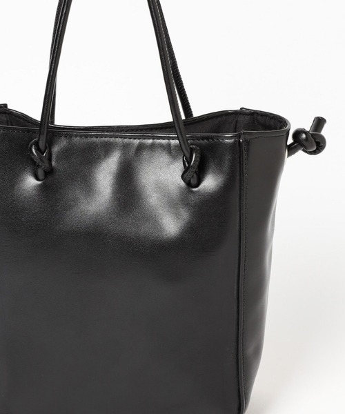 LAKOLE（ラコレ）の「ノットミニトートショルダーバッグ / 962946（ショルダーバッグ・レディース・アイボリー/ブラック/ベージュ/ブルー・FREE）」の22枚目の写真