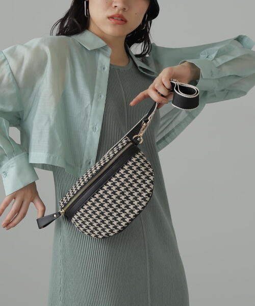 FREE'S MART（フリーズマート）の「◆ボディバッグ（ボディバッグ/ウエストポーチ・レディース・ホワイト/ブラック/ブラック系その他・ﾌﾘ-）」の20枚目の写真