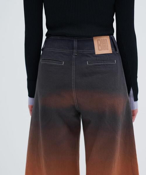 LANVIN en Bleu（ランバンオンブルー）の「グラデーションバギーデニム 