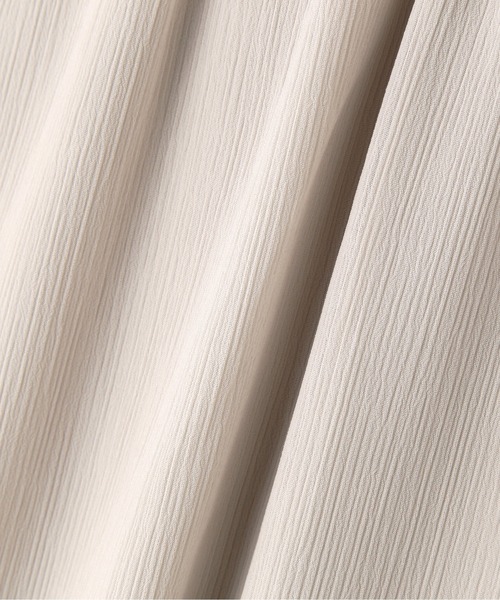 NATURAL BEAUTY BASIC（ナチュラルビューティーベーシック）の「◇楊柳プリーツスリーブブラウス（シャツ/ブラウス・レディース・グレイッシュベージュ/ダークブルー/ピンク/ベージュ系その他5・SMALL/MEDIUM）」の6枚目の写真