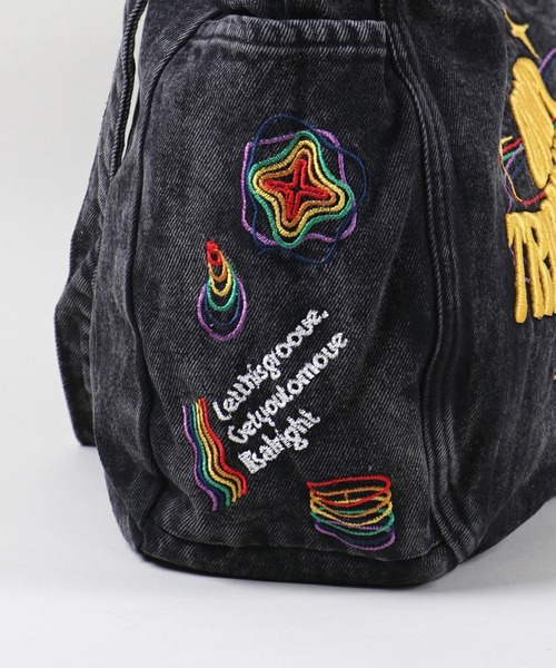 SPINNS（スピンズ）の「GROOVYデザイン デニムショルダーバッグ（ショルダーバッグ・レディース・ブラック/ブルー・ONESIZE）」の12枚目の写真