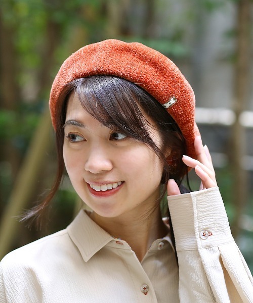 チチカカ（チチカカ）の「モールヤーンベレー帽（ハンチング/ベレー帽・レディース・ベージュ/オレンジ/チャコールグレー/ダークグリーン/イエロー/パープル・FREE）」の6枚目の写真