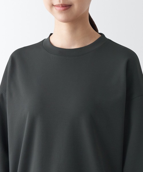 無印良品（ムジルシリョウヒン）の「〔MUJI WALKER〕ＵＶカット乾きやすいスウェットシャツ（スウェット・レディース・ライトグリーン/ライトイエロー/ダークグレー/アイボリー・L/XXL/M/XL/S/XS）」の14枚目の写真