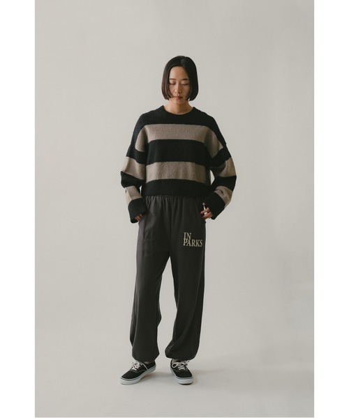 CHIGNON(シニヨン)の「CHIGNON 裏毛ロゴ2WAYパンツ(スウェットパンツ・レディース・ベージュ/チャコールグレー/ブラック・FREE)」の3枚目の写真