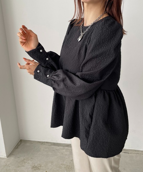 antic rag(アンティックラグ)の「【WEB限定】バックリボンふくれジャガードペプラムブラウス(シャツ/ブラウス・レディース・ブラック/ホワイト/グレー・FREE)」の6枚目の写真