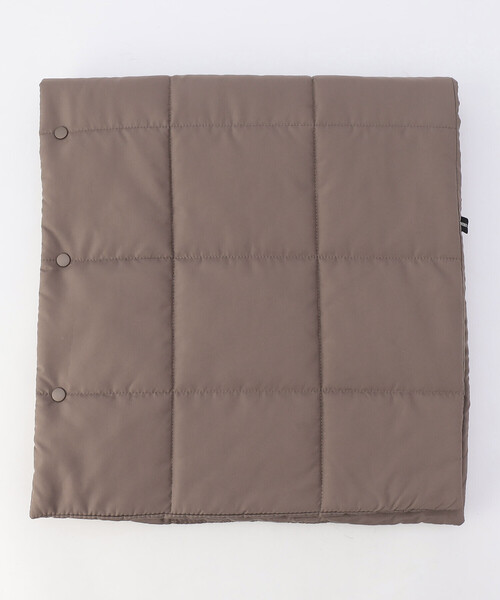 MONO COMME CA(モノコムサ)の「中綿キルトストール(ストール/ショール・レディース・ブラック/モカ・FREE)」の8枚目の写真