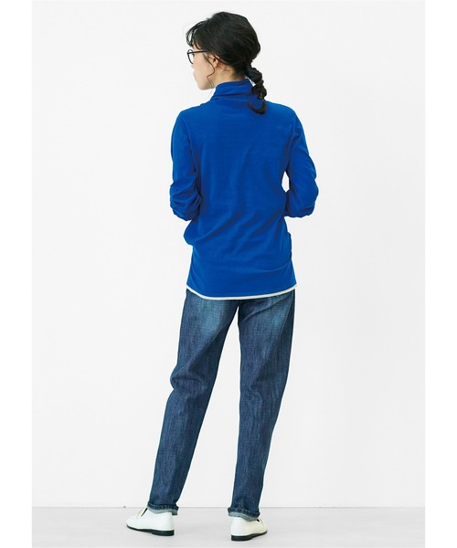 Live in comfort(リブインコンフォート)の「リブ イン コンフォート 一枚でもインナーにも!エアリーな着心地がうれしい カポック混素材のゆるやかタートルニットトップス(ニット/セーター・レディース・オフホワイト/ブルー/ブラック・LARGE/X-LARGE/MEDIUM/XX-LARGE/SMALL)」の6枚目の写真