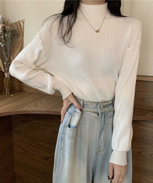 gossip!ロサンゼルス(ゴシップロサンゼルス)の「YUGA パフスリーブ ハーフタートルネックセーター(ニット/セーター・レディース・オフホワイト/レッド/ブラック/ピンク/グレー/ホワイト・FREE)」の12枚目の写真