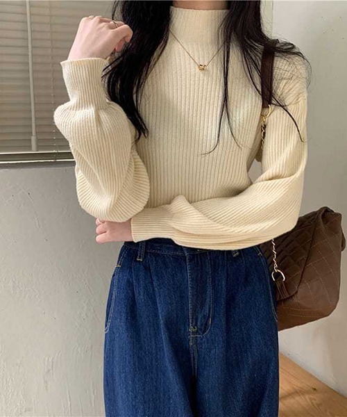 gossip!ロサンゼルス(ゴシップロサンゼルス)の「YUGA パフスリーブ ハーフタートルネックセーター(ニット/セーター・レディース・オフホワイト/レッド/ブラック/ピンク/グレー/ホワイト・FREE)」の15枚目の写真