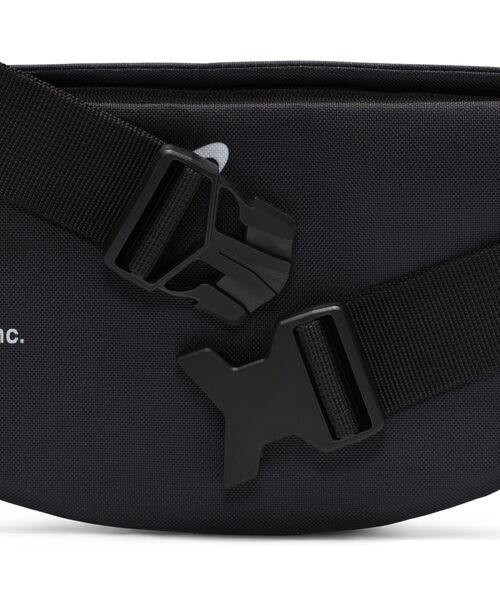 NIKE(ナイキ)の「ナイキ ヘリテージ ファニー パック (3L) / Nike Heritage Fanny Pack (3L)(ボディバッグ/ウエストポーチ・メンズ・カモフラージュ/ブラック・ONE SIZE)」の10枚目の写真