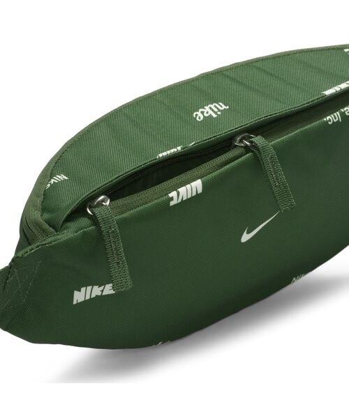 NIKE(ナイキ)の「ナイキ ヘリテージ ファニー パック (3L) / Nike Heritage Fanny Pack (3L)(ボディバッグ/ウエストポーチ・メンズ・カモフラージュ/ブラック・ONE SIZE)」の15枚目の写真