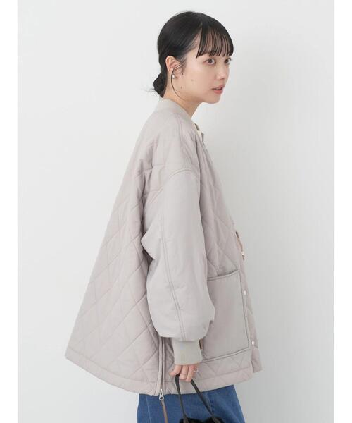 earth music&ecology（アースミュージックアンドエコロジー）の「キルティングMA-1（MA-1・レディース・グレイッシュベージュ/ブラック/その他8・FREE）」の5枚目の写真