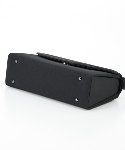 Callarus（カラルス）の「フォーマルバッグ３点セット（ハンドバッグ・レディース・ブラック・FREE）」の7枚目の写真