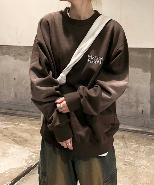 sedacle(セダクル)の「オーバーサイズ ブラストロゴプリントスウェット(スウェット・メンズ・ベージュ/ブラウン/チャコールグレー・LARGE/MEDIUM)」の16枚目の写真