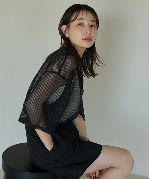 CREDONA(クレドナ)の「メッシュレイヤードTee(Tシャツ/カットソー・レディース・ブラック/カーキ・FREE)」の14枚目の写真