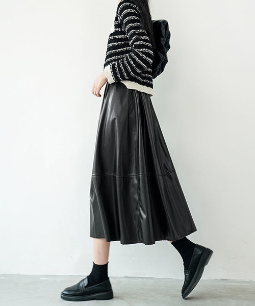 gossip!ロサンゼルス(ゴシップロサンゼルス)の「合成皮革 ハーフフレアスカート(スカート・レディース・ブラック/ブラウン/ダークブラウン・FREE)」の14枚目の写真
