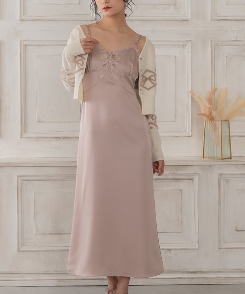 etre loin（エトルワン）の「リボン刺繍サテンキャミワンピース