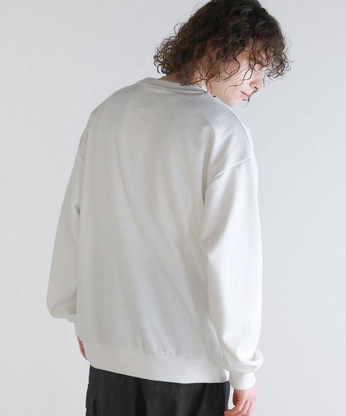 ASTRONOMY（アストロノミー）の「Buyer's Select/オーバーサイズ配色切替え長袖クルーネックプルオーバー（Tシャツ/カットソー・メンズ・ホワイト系2/ブラック系/ホワイト系/ブラック系2・L/M）」の14枚目の写真