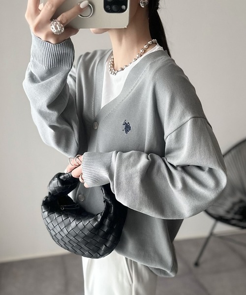 U.S. POLO ASSN.(ユーエスポロアッスン)の「U.S.POLO ASSN. オーバーサイズ Vネックカーディガン(カーディガン/ボレロ・レディース・ベージュ/ネイビー/ライラック/グレー/ライトピンク・M/L)」の17枚目の写真