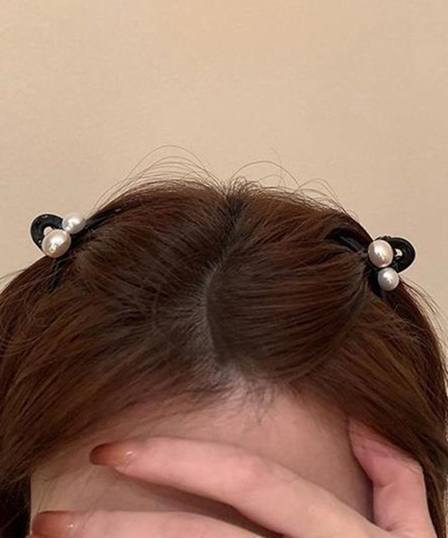 SHEPP（シープ）の「２個セットパール ミニクリップ（バレッタ/ヘアクリップ・レディース・ブラック・FREE）」の3枚目の写真
