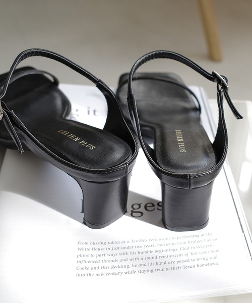 AmiAmi（アミアミ）の「【2026SS新色登場！】セットバックヒールスクエアトゥサンダル（サンダル・レディース・ブロンズ/シルバー/ブラック/グレイッシュベージュ/アイボリー/ガンメタ/ブルー系その他/イエロー系その他・L/LL/M/S）」の21枚目の写真