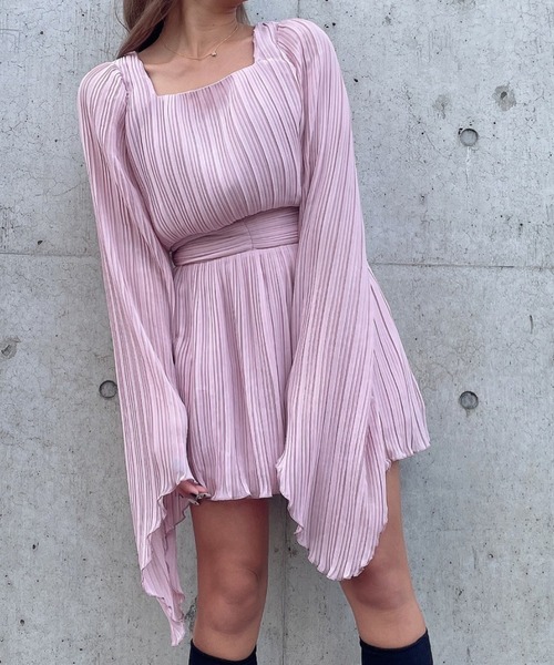 DURAS(デュラス)の「Pleated mini dress(ワンピース・レディース・ブラック/イエロー/ピンク・FREE)」の3枚目の写真